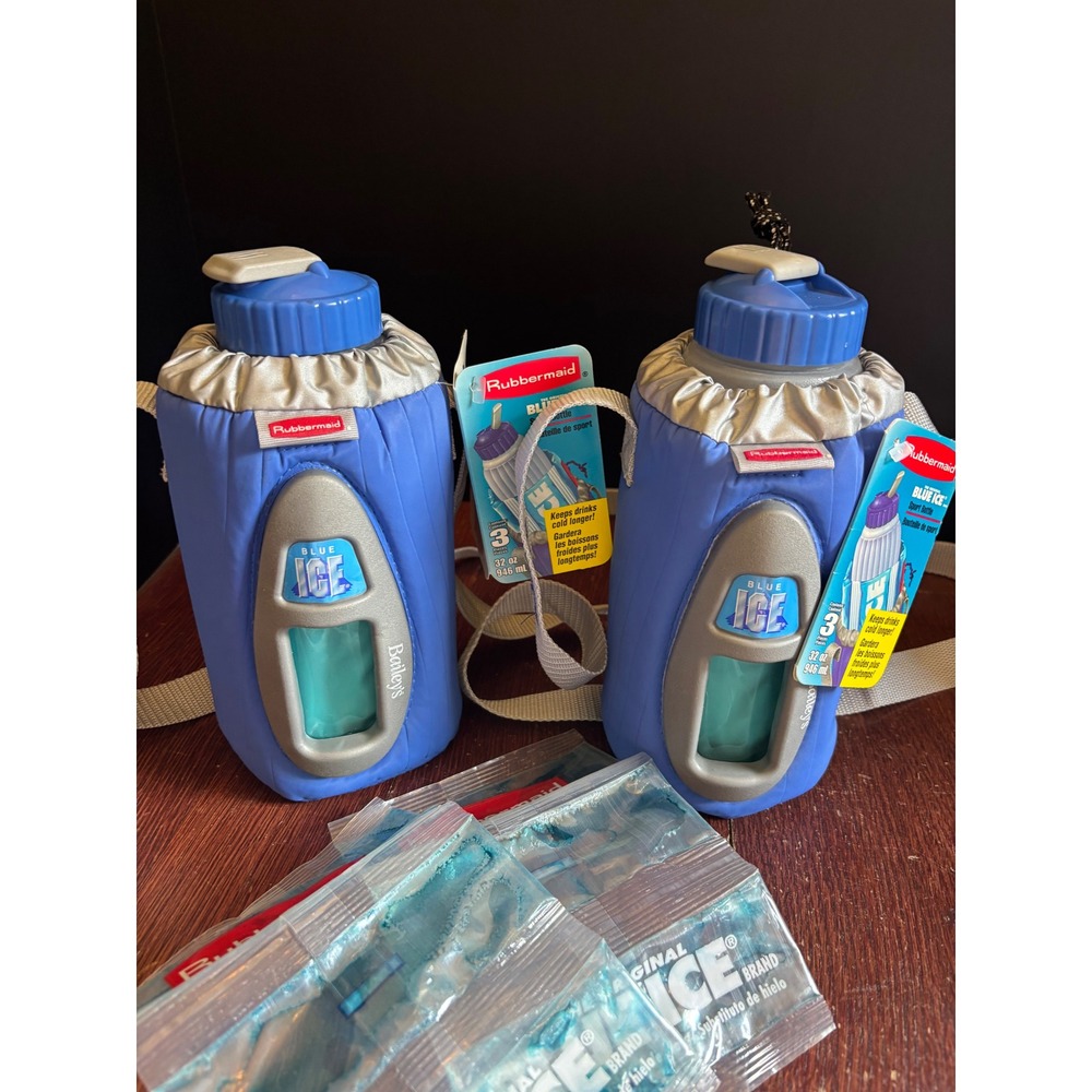 Vintage Rubbermaid Blue Ice Sport Bottle 32oz 2 Pack Insulated Sleeve 1583